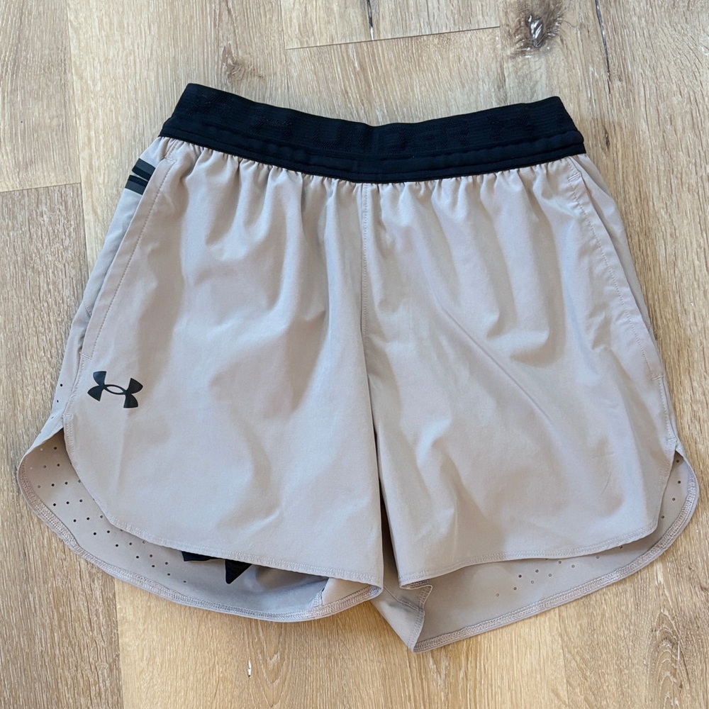 Under Armour Men's Tan Athletic Shorts